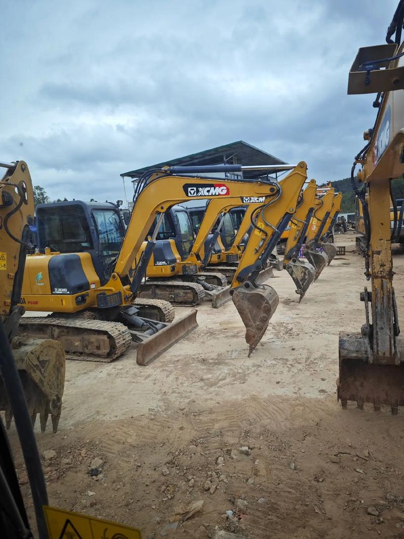 Loader Lineup