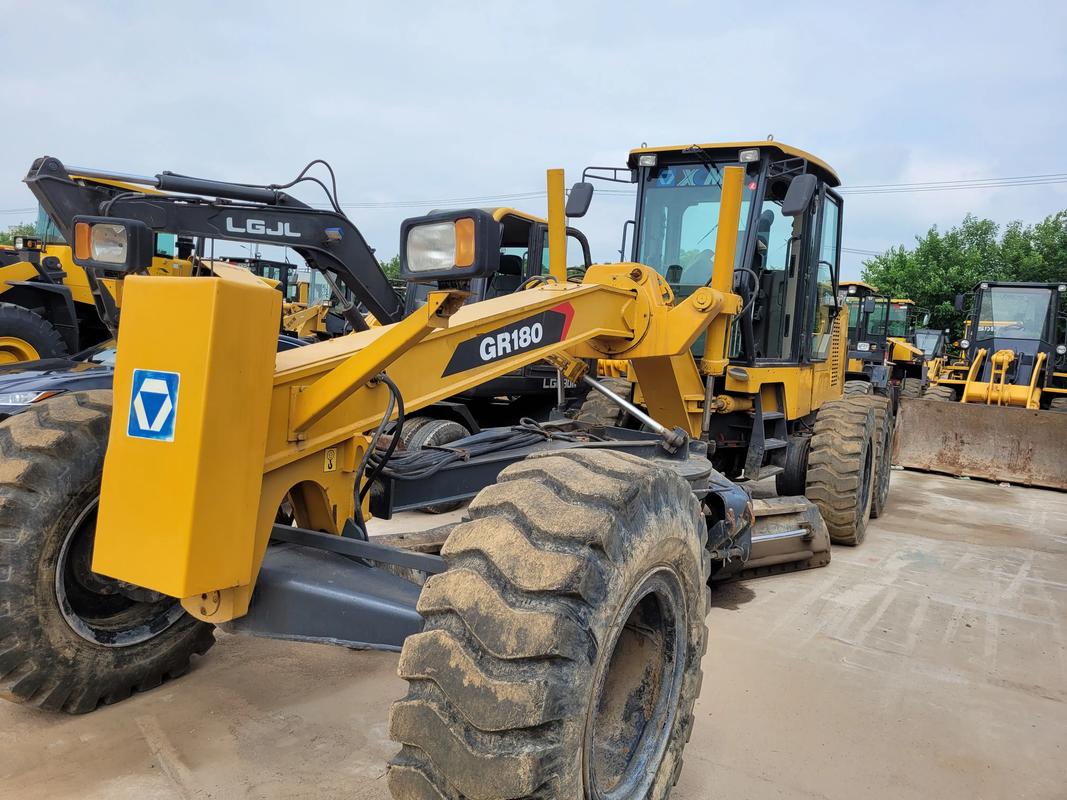 XCMG GR215