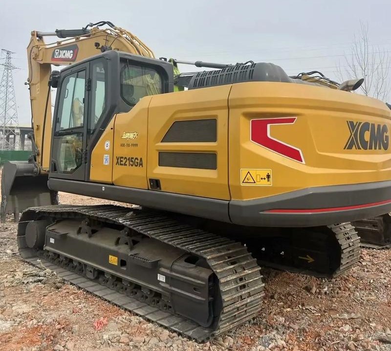 Medium Excavator